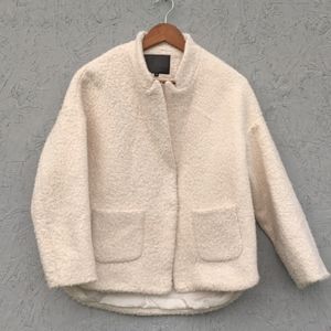 Lavand. Creamy White Teddy Bear Coat Small
